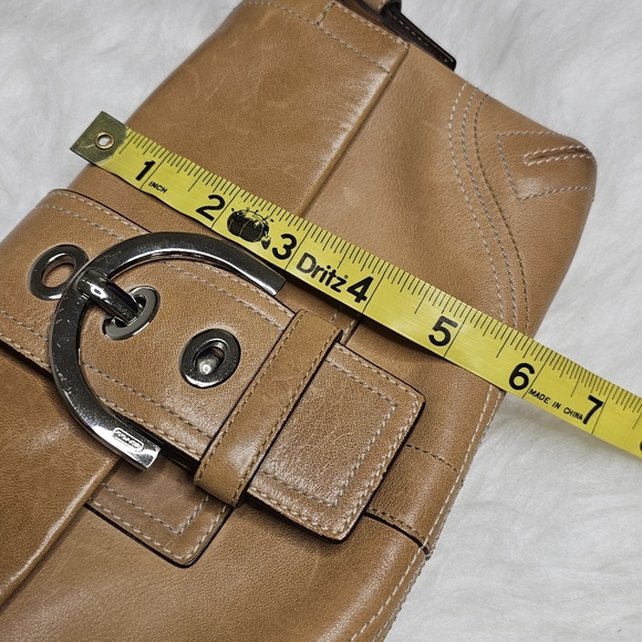 COACH Camel Soho Leather Shoulder Bag L056 8a05 with Scarf and Dustbag - Picture 6 of 16